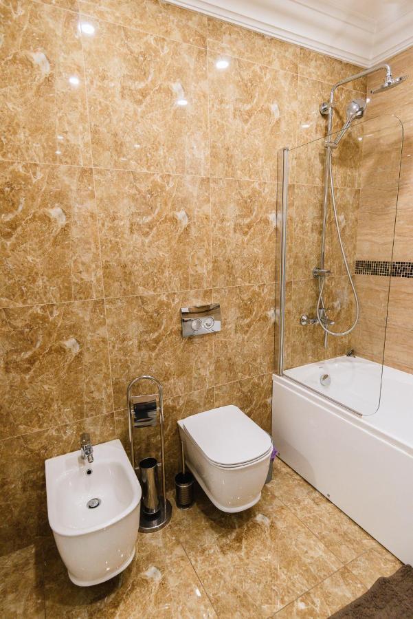 Luxury For Business & Pleasure Royal 2 Apartment Kiev Ngoại thất bức ảnh