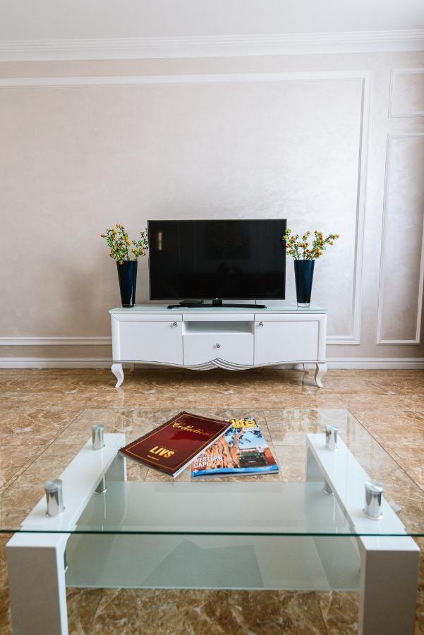 Luxury For Business & Pleasure Royal 2 Apartment Kiev Ngoại thất bức ảnh