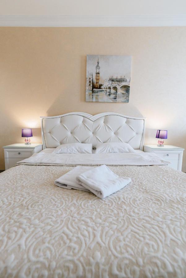Luxury For Business & Pleasure Royal 2 Apartment Kiev Ngoại thất bức ảnh