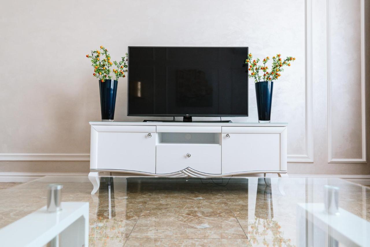 Luxury For Business & Pleasure Royal 2 Apartment Kiev Ngoại thất bức ảnh