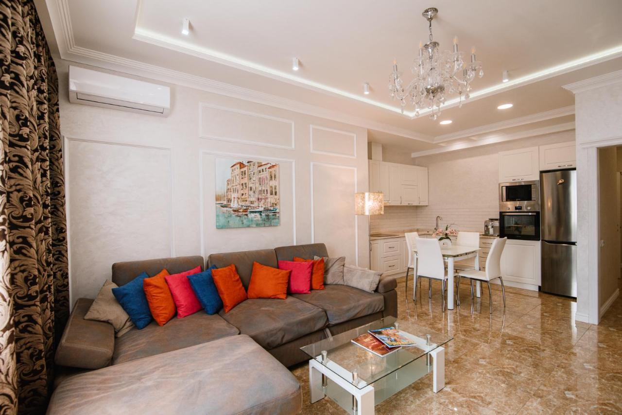 Luxury For Business & Pleasure Royal 2 Apartment Kiev Ngoại thất bức ảnh