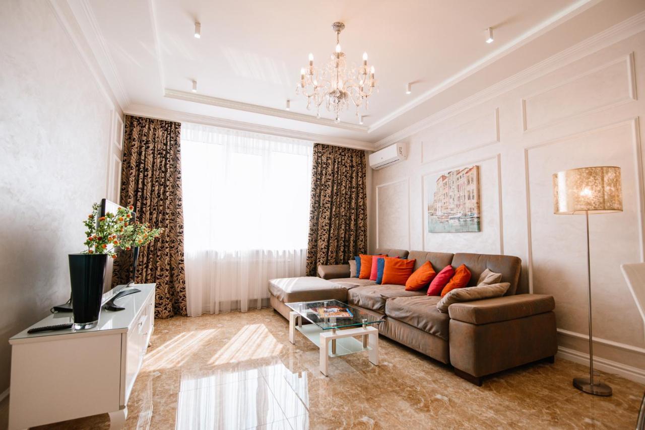 Luxury For Business & Pleasure Royal 2 Apartment Kiev Ngoại thất bức ảnh